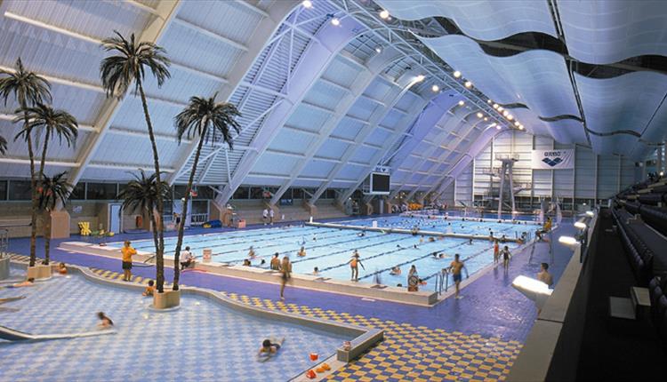 DigitalLeaf_UK's tweet photo. It was a pleasure meeting up with our client, Manchester aquatics centre today and discussing our favoured product, service or offering. We look forward to liaising with them in the coming months, stay tuned. #DSMMCM1819 #SEOCup #DigitalLeafUK #Partnership #TurnOverANewLeaf https://t.co/urwrL9XozC