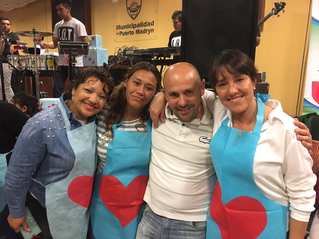 Aca ESTAMOS!!!! La mujer tiene SU lugar en nuestro proyecto! Felicitaciones <a href="/ric_sastre/">Ricardo Sastre</a> !!!!