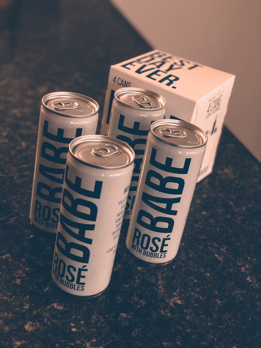 scanarini's tweet photo. We ainโt getting through this one babe. #baberose ๐ https://t.co/YklaBlyI2f