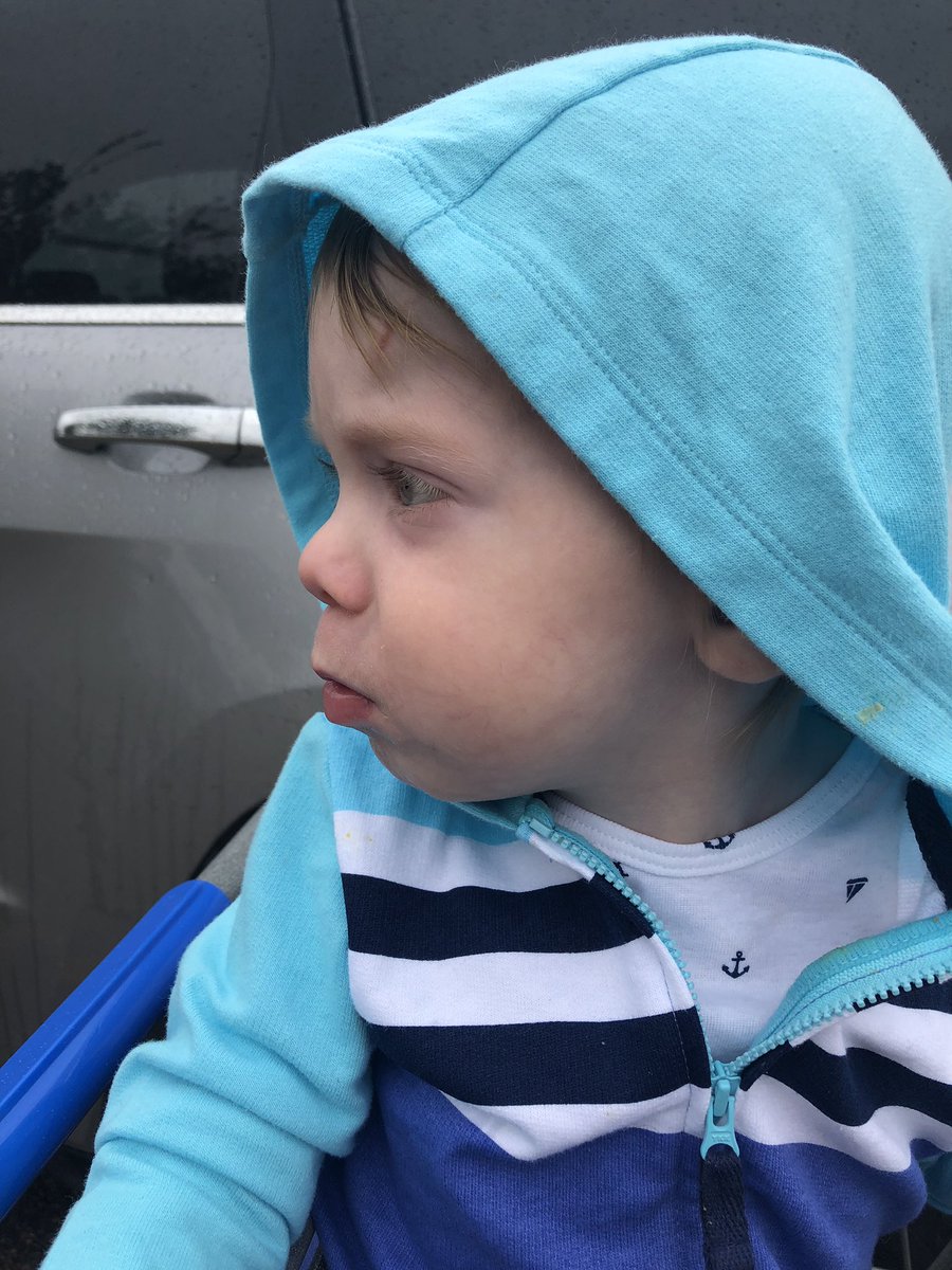 LaurenMatter's tweet photo. Hey mom, did we win the $1 billion #MegaMillons?! #howshowie https://t.co/YPFYK2QJvr