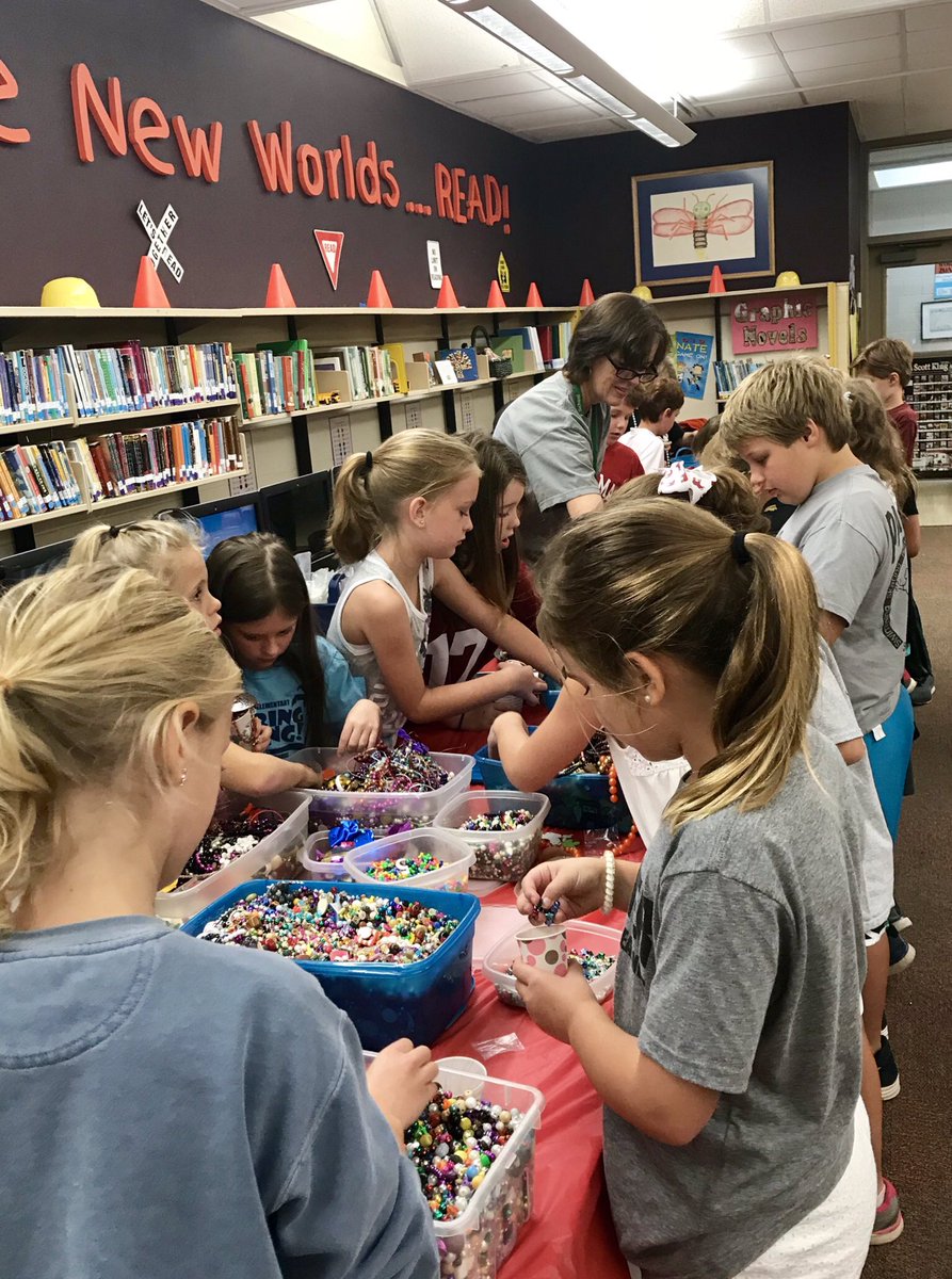Kate Garrett (@library_k8) on Twitter photo VES 3rd Graders making boxes with Kentuck legend Mr. B! <a href="/TCSBoardofEd/">T🍏S Board of Ed</a> #vessoars #vernerlearners #vernertradition VES 3rd Graders making boxes with Kentuck legend Mr. B! <a href="/TCSBoardofEd/">T🍏S Board of Ed</a> #vessoars #vernerlearners #vernertradition