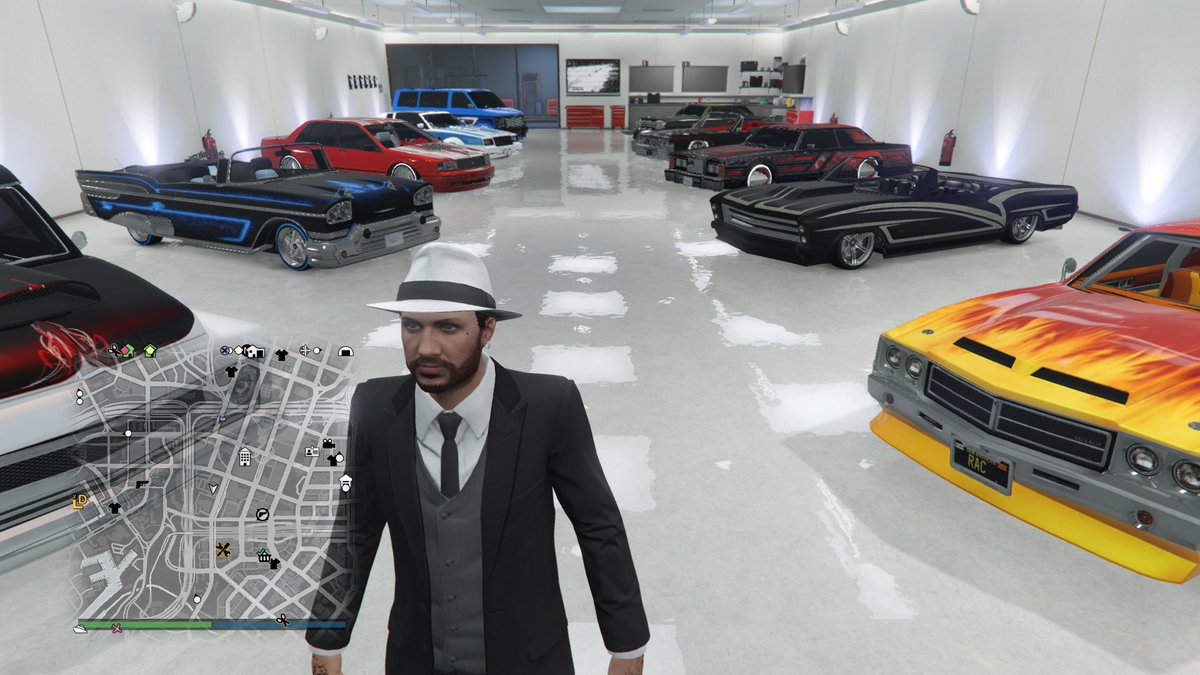 Duderiza's tweet photo. The @lspd_siu annual car meet next month will be either #lowriders or #hotrods or maybe even both. help us pick by commenting here. We meet at 6pm EST every first Saturday of each month. 
#GTAOnline 
#RockstarGames 
#Snapmatic 
#XboxOne https://t.co/nbFoXa8TFh