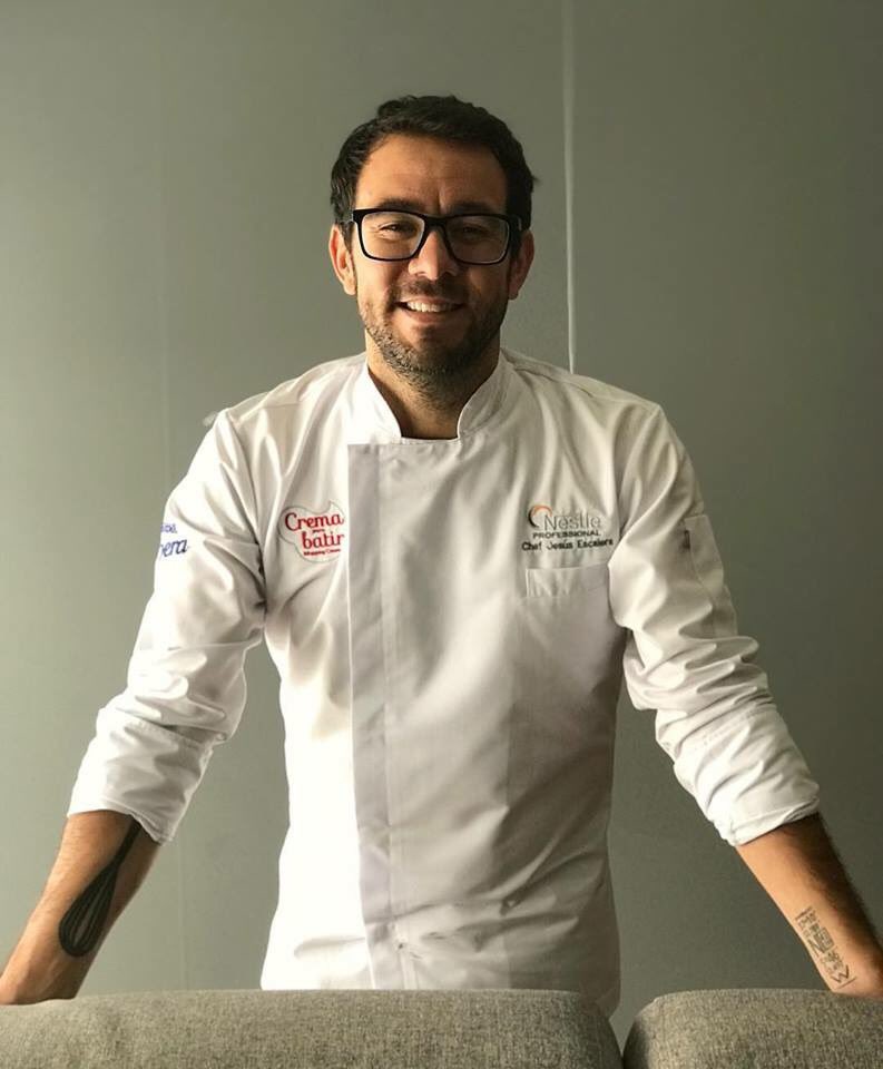 Presentación de la nueva crema para batir y untables de Nestlé®

Un honor poder probarlos y ponerlos a prueba en “primicia” 

#TransformandoLaReposteria
#CremaParaBatir
#UntablesLALECHERA
#ReposteríaNP @ Nestlé