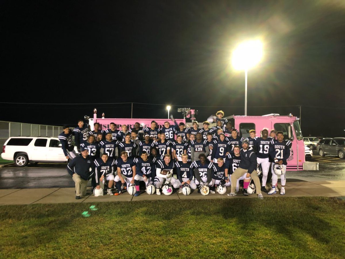 CoachDVoss's tweet photo. It was an absolute pleasure working with this group of young gentlemen! From 2-7 as freshmen to 5-4 as sophomores, the future is bright for the Cougars! Thank you for the memories and the incredible season! https://t.co/o7W3kJn6Ky