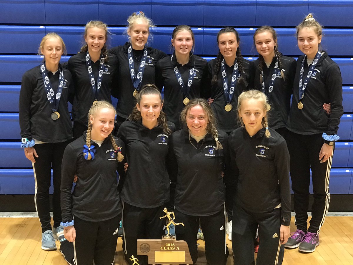 Spartan_CC's tweet image. RUN AS ONE! Lincoln East Spartans - 2018 Class A Girls Cross Country State Champions. @EastSpartans