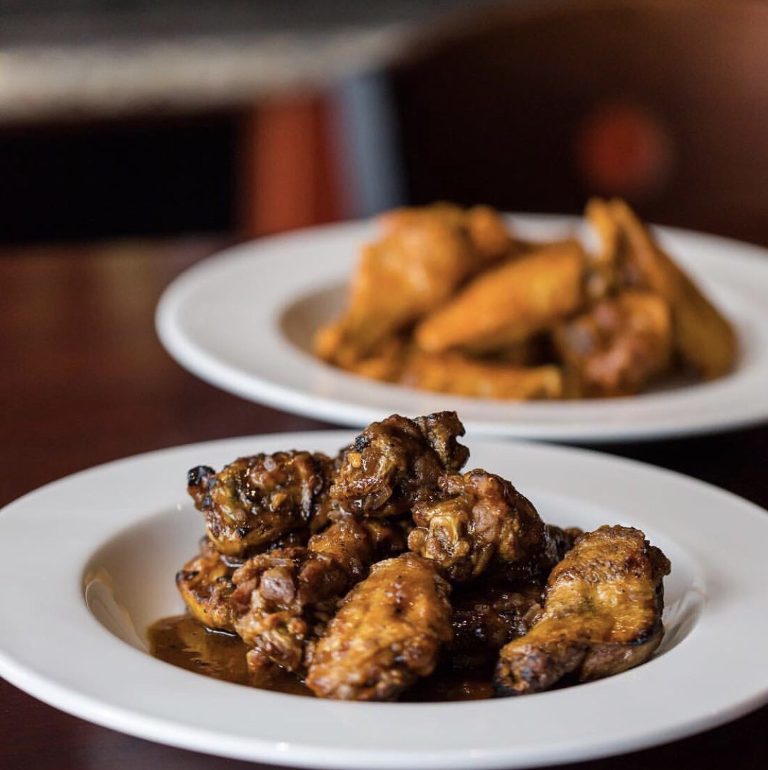 Come on down to Duckworth’s tonight for some of our award-winning wings...🔥Start your weekend off right!!🔥🔥🍽