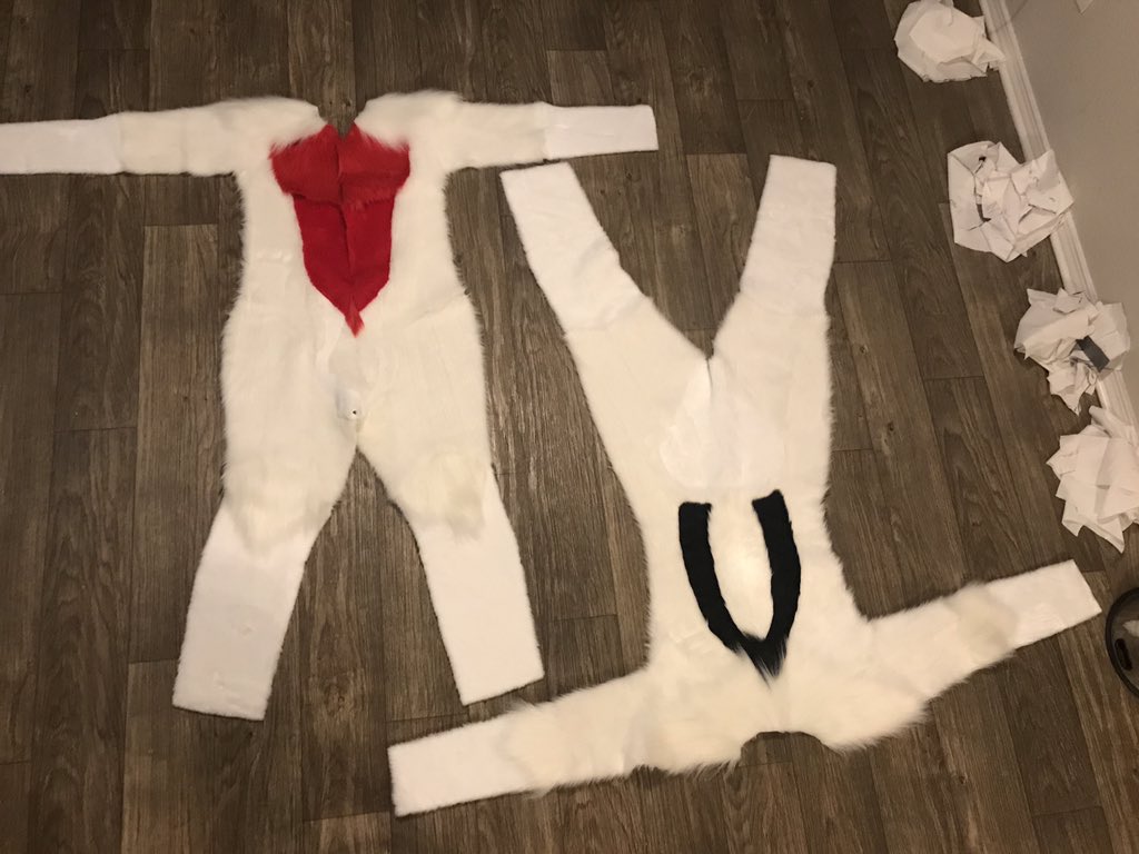 CuttleboneWorks's tweet image. Halves sewn for @Timduru and @Wolftweak :)