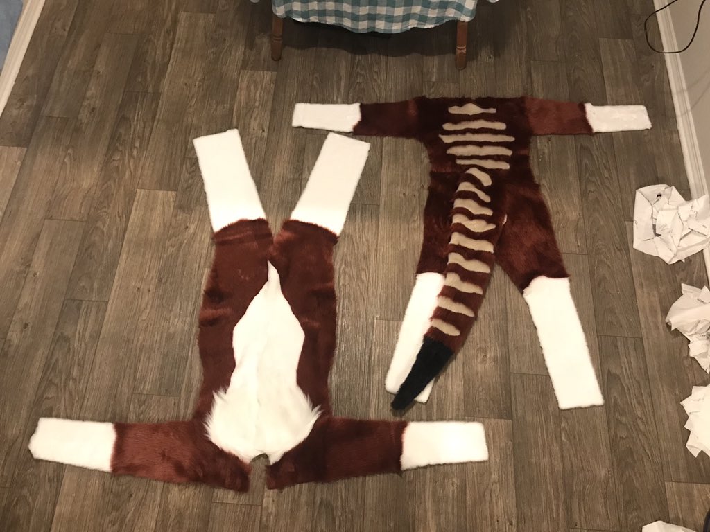 CuttleboneWorks's tweet image. Halves sewn for @Timduru and @Wolftweak :)