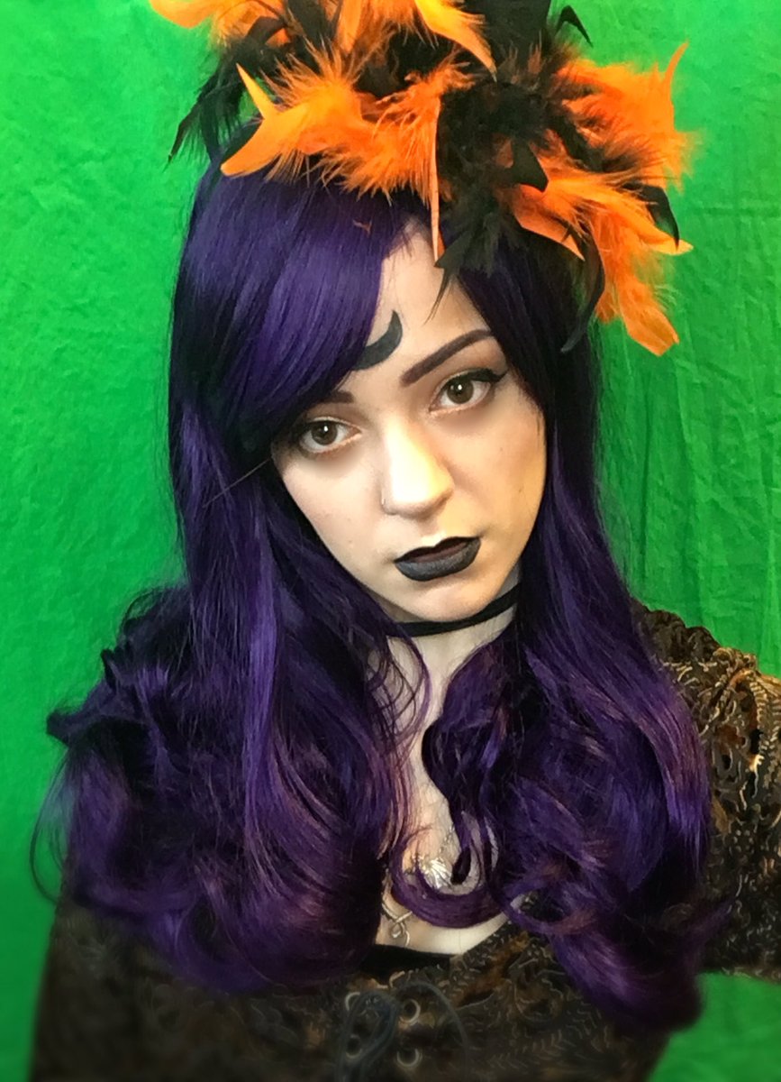Endyearth's tweet photo. Decided on some fall Witchy vibes for todayโs stream outfit ๐ซโจ ๐#2weeksofhalloween #howmanyweeks? #witchyvibes #halloween #steamerlife https://t.co/TsCjywCmAr