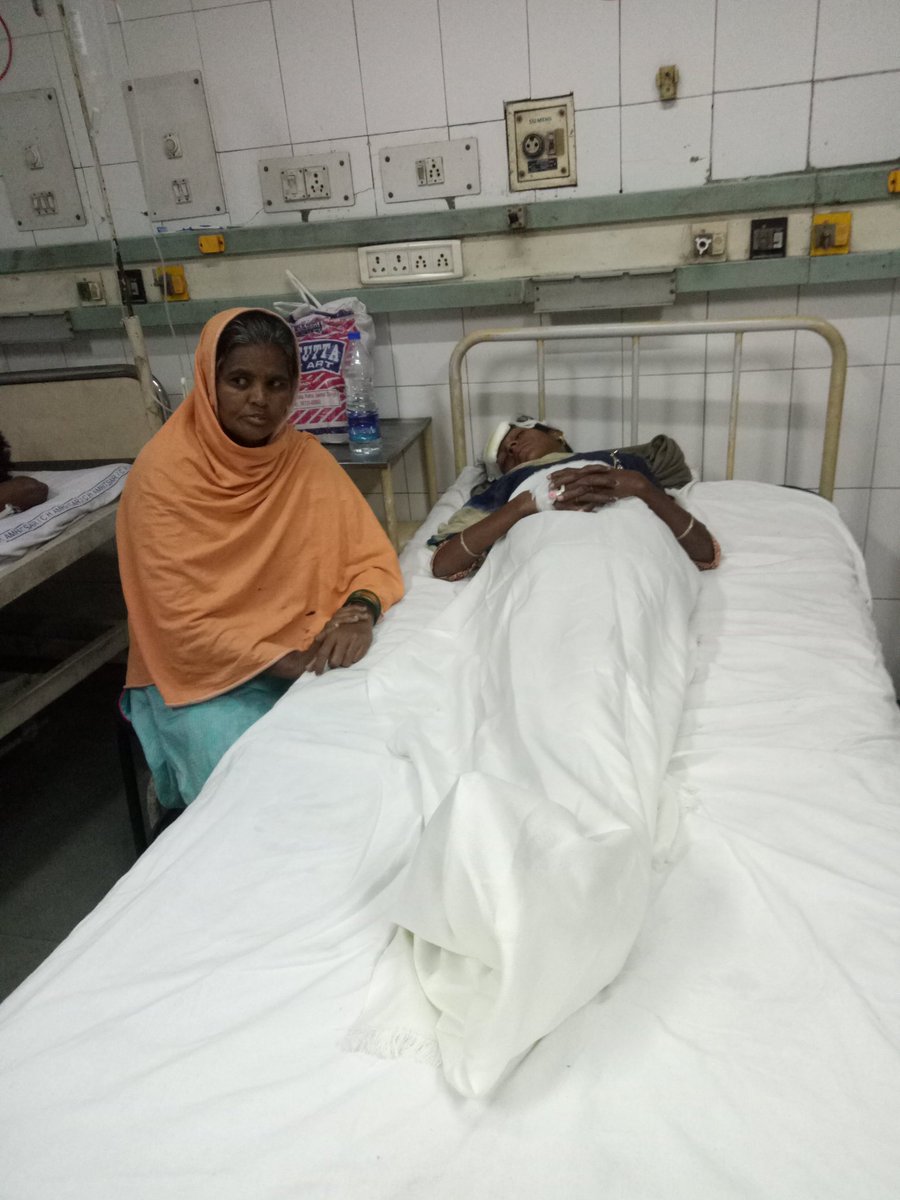 kamaljitsandhu's tweet photo. Tragedy unfolds in civil hospital. When Police and administration failed in first few minutes, the local people were heroes rushing the victims to hospital. The docs from nearby places also reached govt hospital to help.  The good is still around. https://t.co/rRjZgWrFEr