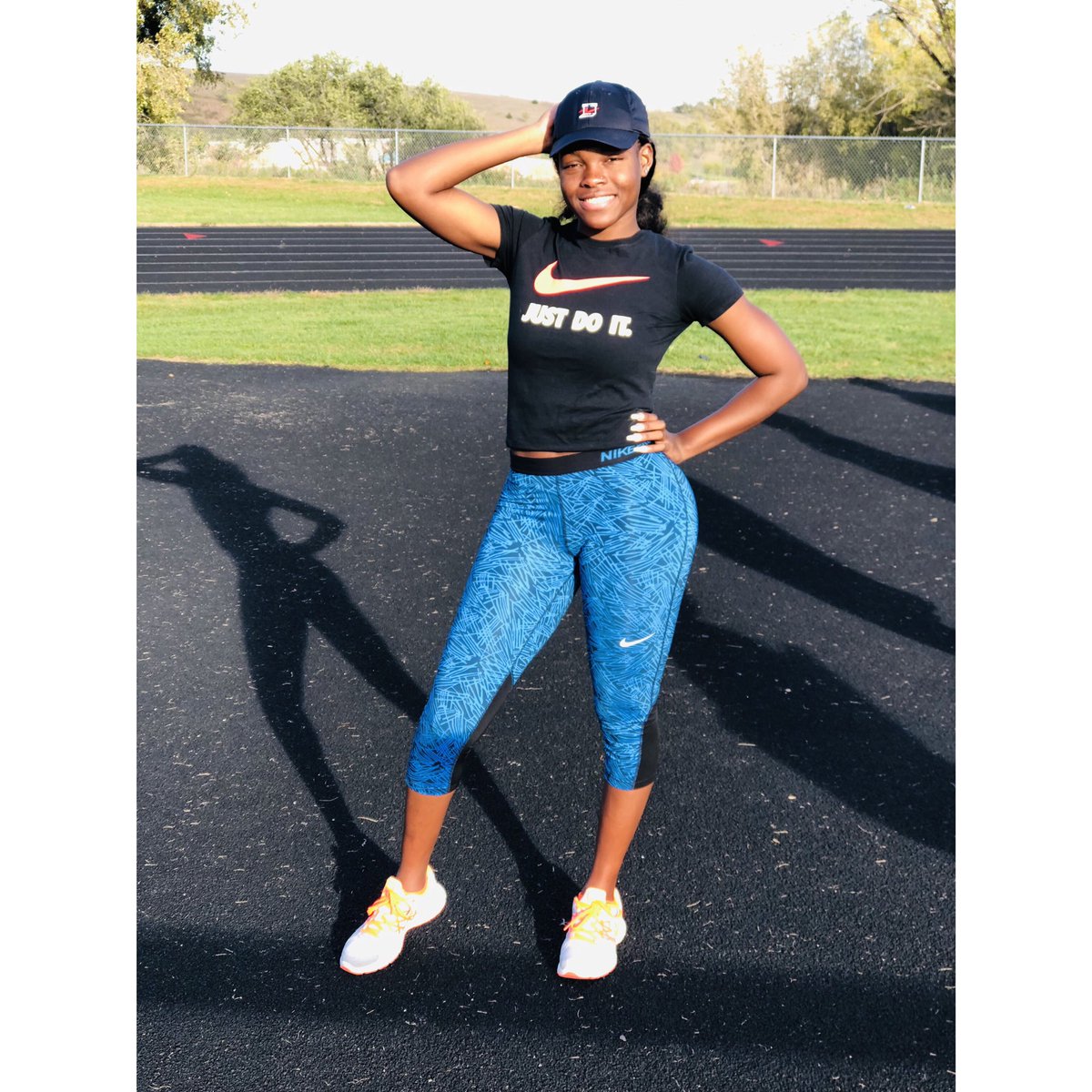 xolaniixo's tweet photo. The things you are passionate about aren’t random. They are your calling. #JustDoIt #Nike #Trackbaby #Fitness ✔️ https://t.co/4ywEm1WHnE