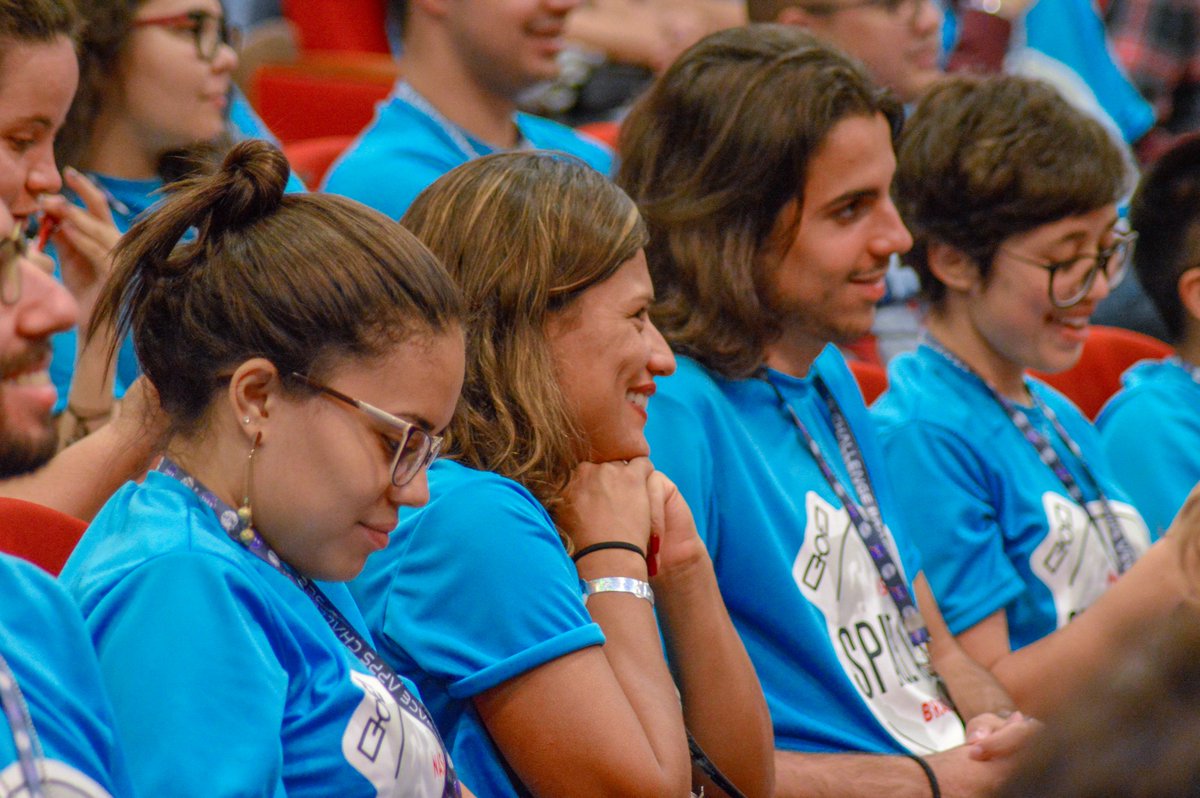 NasaSpaceBsb's tweet photo. E foi dada a largada no maior hackathon do mundo!
Desde 20h30 nossas equipes estão reunidas para dar início aos desafios. Agora seguimos trabalhando ao longo da primeira noite, boa sorte a todos ;)
Confira mais um pouco do que rolou hoje #spaceapps #spaceappsbsb #hackathonnasa https://t.co/mrFHfVTX2J