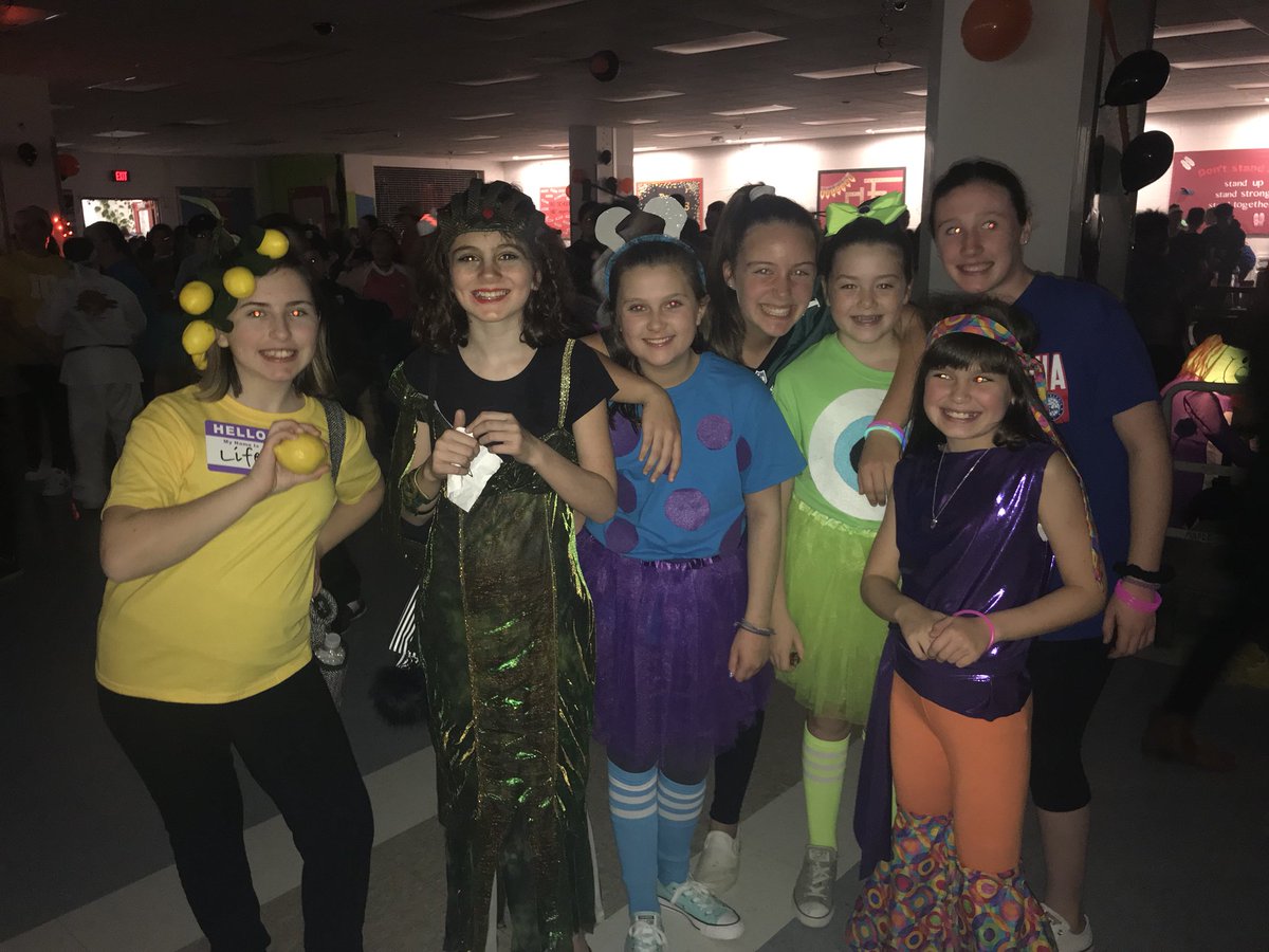 MaplePointSC's tweet photo. Happy Halloween!! Having a lot of fun at the annual Halloween Dance! https://t.co/1D0JSyEc32