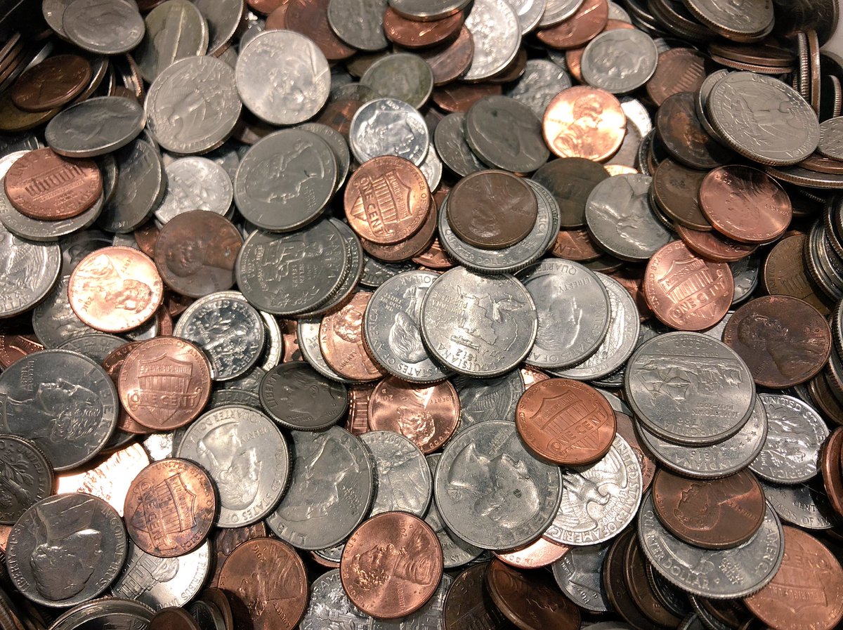 Can’t say I’m surprised that these amazing @ElsaEngRRISD Leopards took our Coins for Coats Drive to heart &amp; sponsored *500 coats* this week, raising $5,000+ for children in Round Rock in need of a warm coat! 💕❄️💕 WOW. @JanaStowe <a href="/LibrariesRRock/">RRISD Lib Services</a> #LibrariesRRock <a href="/RoundRockISD/">Round Rock ISD</a>