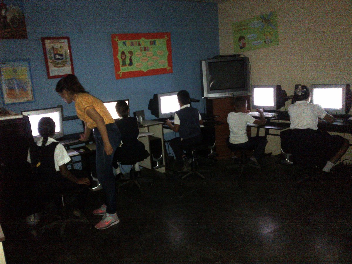 cbitkm96tachira's tweet photo. Uso de la herramienta #LibreOffice Writer como apoyo en la transcripción de proyecto de aula asignado a Estudiantes de 6to. Grado por su Docente de aula. @FundabitTachira @ebkm_96 https://t.co/Q8cFaml0jG