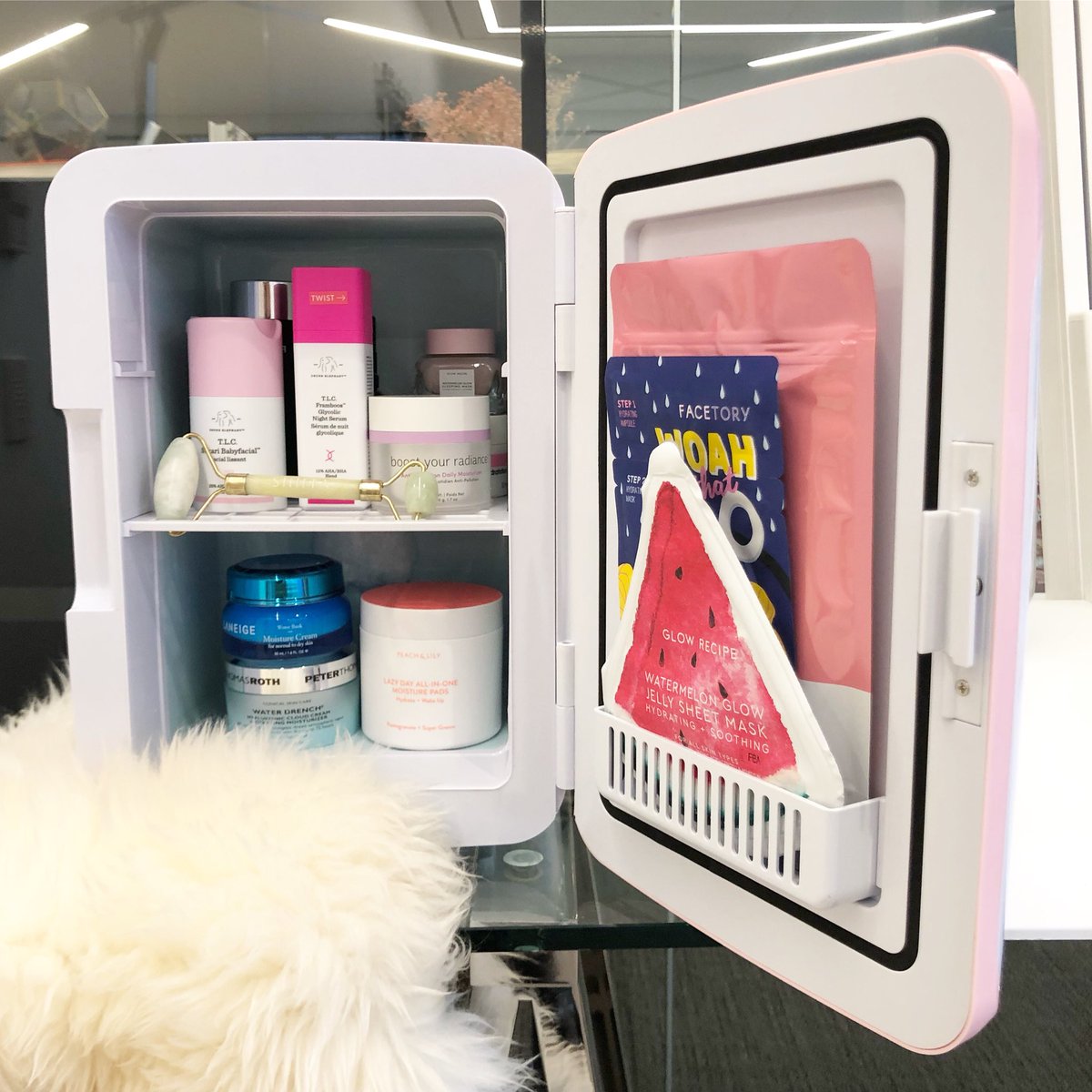 Skin Care Mini Fridge nuevo skincare