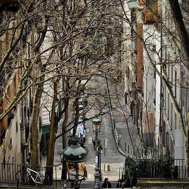 daz_benn's tweet photo. Walking the streets of Paris

#paris #parisfrance #street #stairwaytoheaven #autumn https://t.co/ahaV5YlHdh https://t.co/TDzTFhZWlK