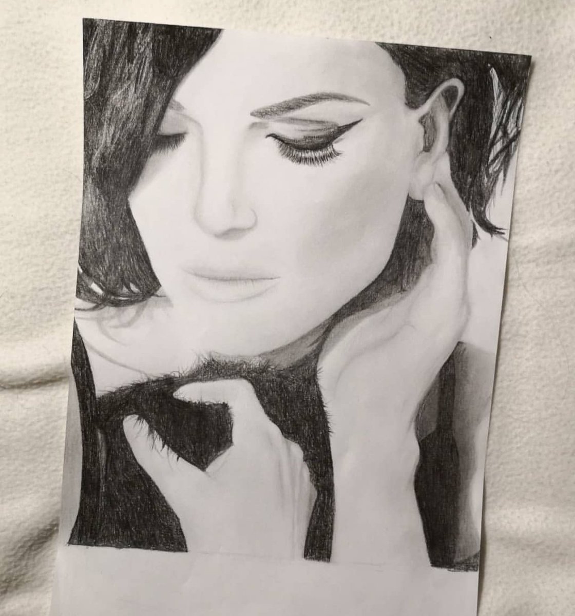 #ERFanArt

#LanaParrilla

🎨: draw_me_lana (IG)