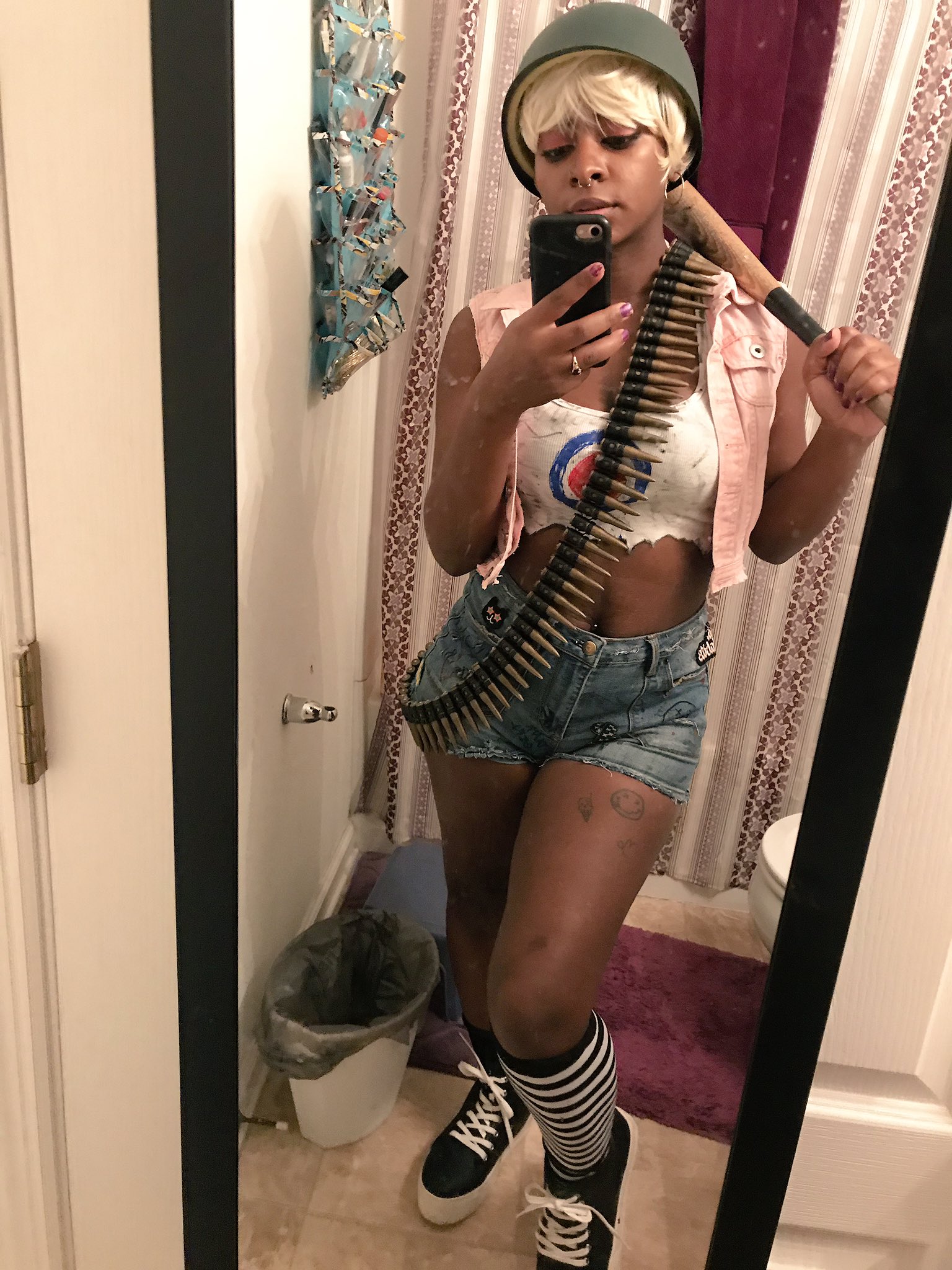 DeLa Doll X પર: Putting together an alternate Tank Girl look for when I'm  not wearing my rocket bra tomorrow at #WasabiCon. I'll be selling prints  and pins @ 4:30 if you