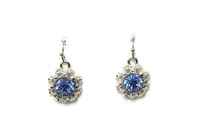 SolangeBaptiste's tweet photo. Silver Floral Sea Blue Crystal Dangle Hook Earrings - https://t.co/jAoDcr5RzG https://t.co/lw3DSvfwvo