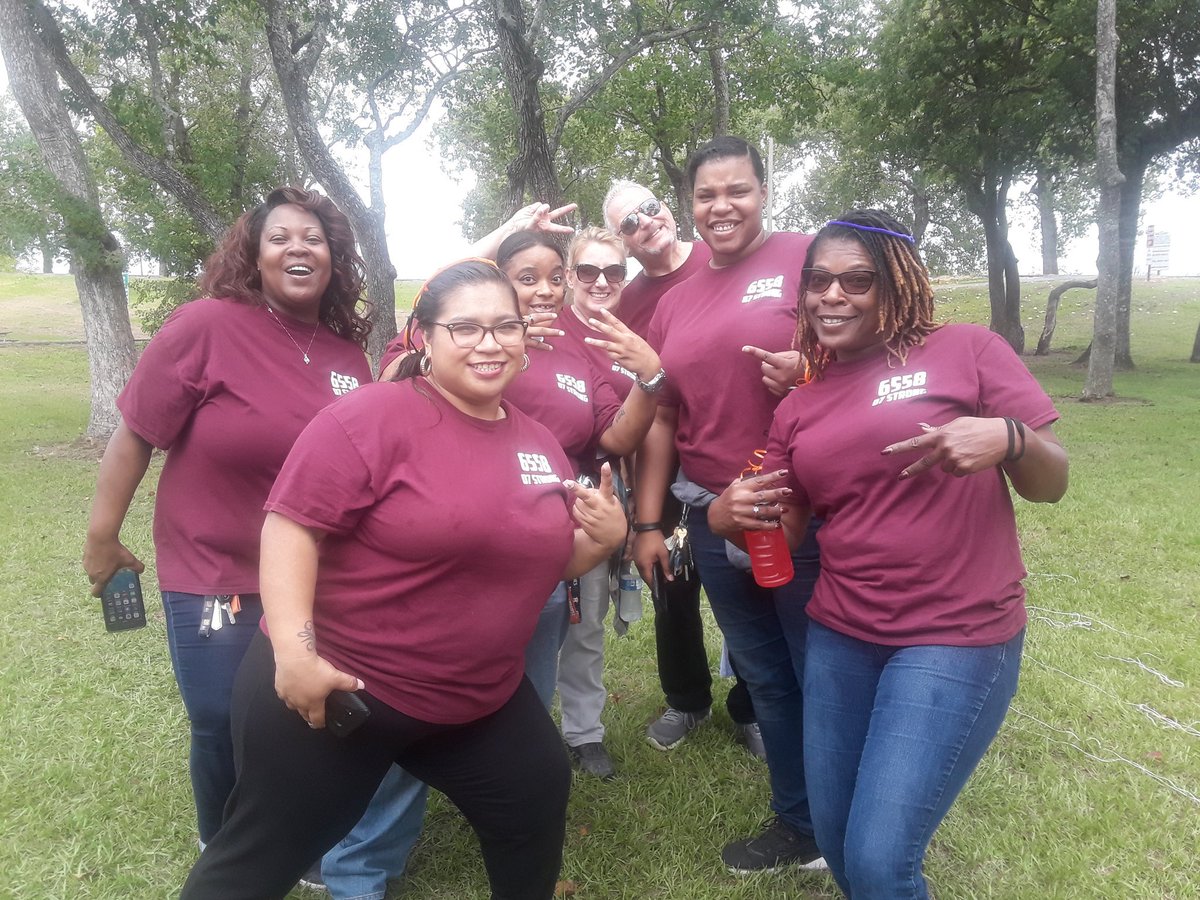 fofocuddly's tweet photo. #6558 Having fun at team building! @Marleneitis @TonyaB6558 @Tiffany72193503 @WESTHEIMER_6558 https://t.co/1VXg3wUKFG