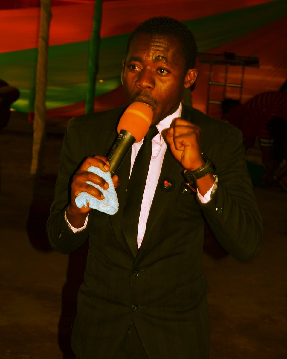 AndrewSimbobe tweet picture