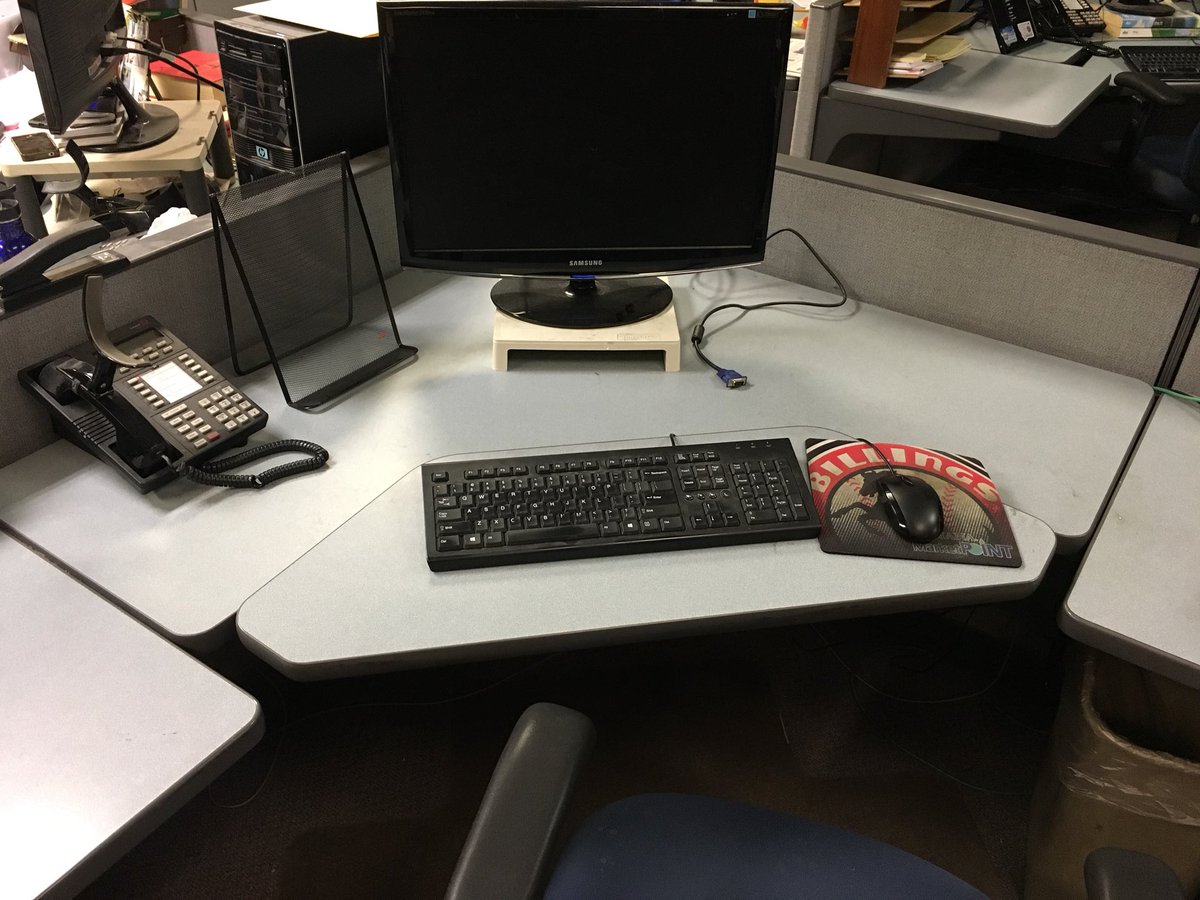 khansen406's tweet photo. As bittersweet as they come but today was my last day at the @billingsgazette. Thanks to all for following along the last 2+ years.

Next stop: @missoulian. https://t.co/KUj8xuf8Oy