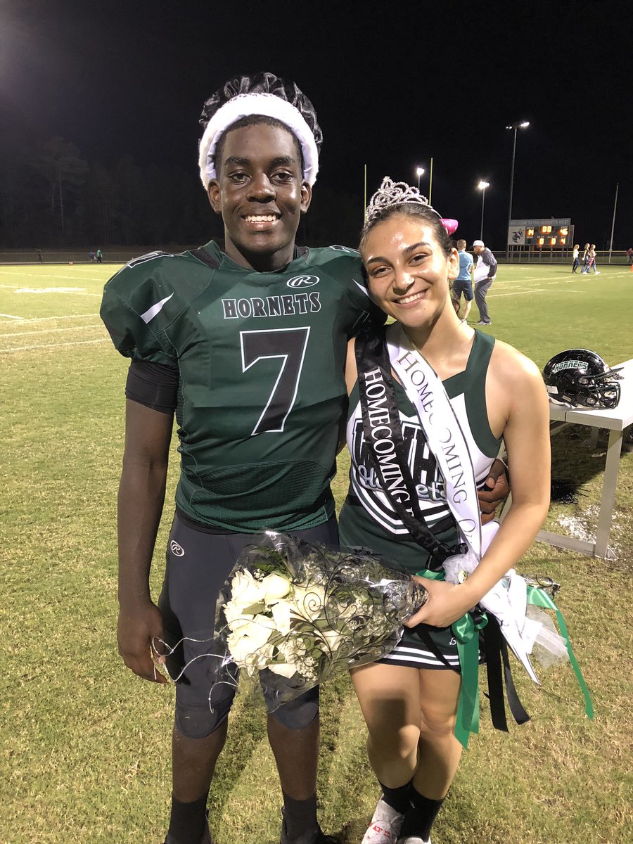 fotoskip's tweet image. Congratulations to Klebert Charles and Brielle Lopez.  2018 WWHS Homecoming King and Queen.    
@principal_wwhs @WWHS_AP @SwihartAp @Coachgray65