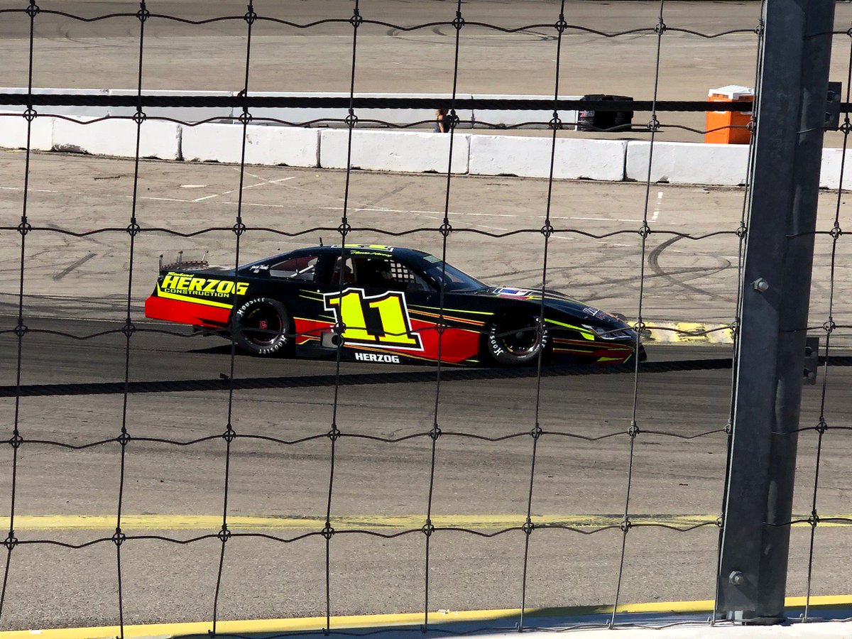 Austin Herzog tweet media