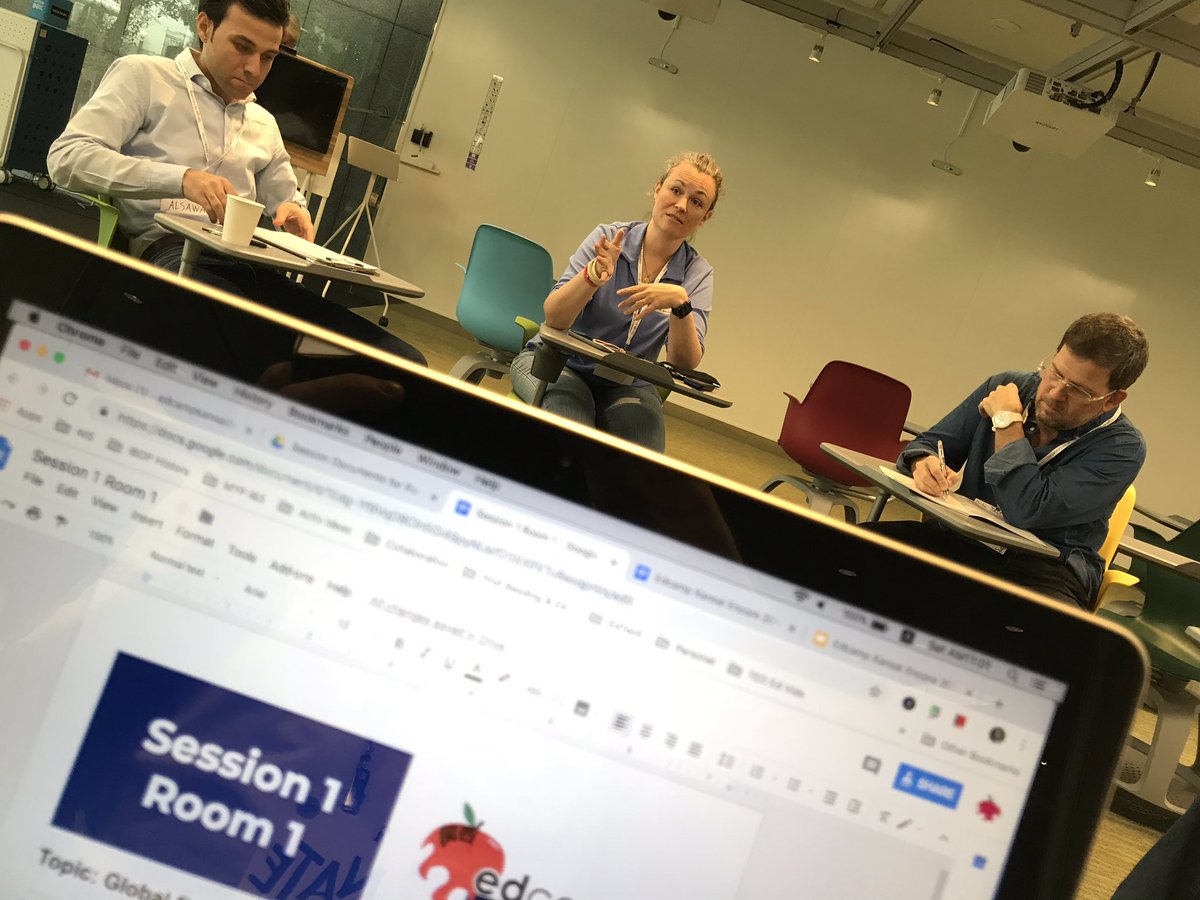 #Edcampkansai “Encore” 2018 off and running! Cozy and engaging group!