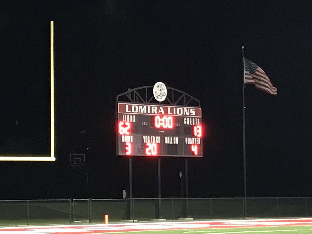 MargaretNaczek's tweet image. There are some moments in #sports you cannot describe. In the midst of tragedy, St. Mary’s Springs defeated the Dominican Knights 62-13 in Level 1 of the #wiaa playoffs. Trent Schueffner, who passed away this morning, wore No. 62. #wisfb #hsswi