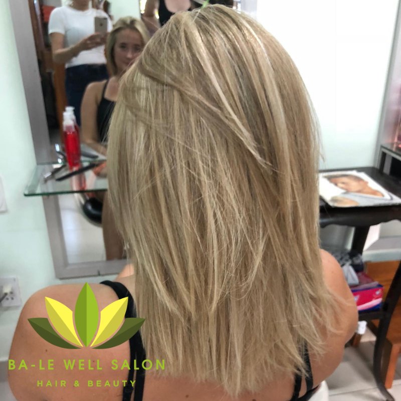 Highlighting by Miss Nguyet, using Wella Blondor products to achieve stunning results! #hoian #beauty #salon #danang #vietnam #blondes #hairdresser #hairstyles #highlights #colorist #wella #wellacolor #wellahair #wellablondor #blondor #wellaprofessionals #Hair #Haircut
