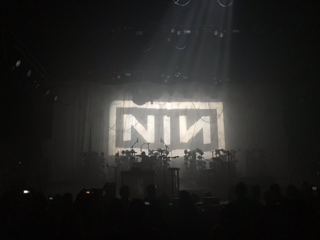 NIN Tour History on Twitter "Encore BochCenter nin nineinchnails 