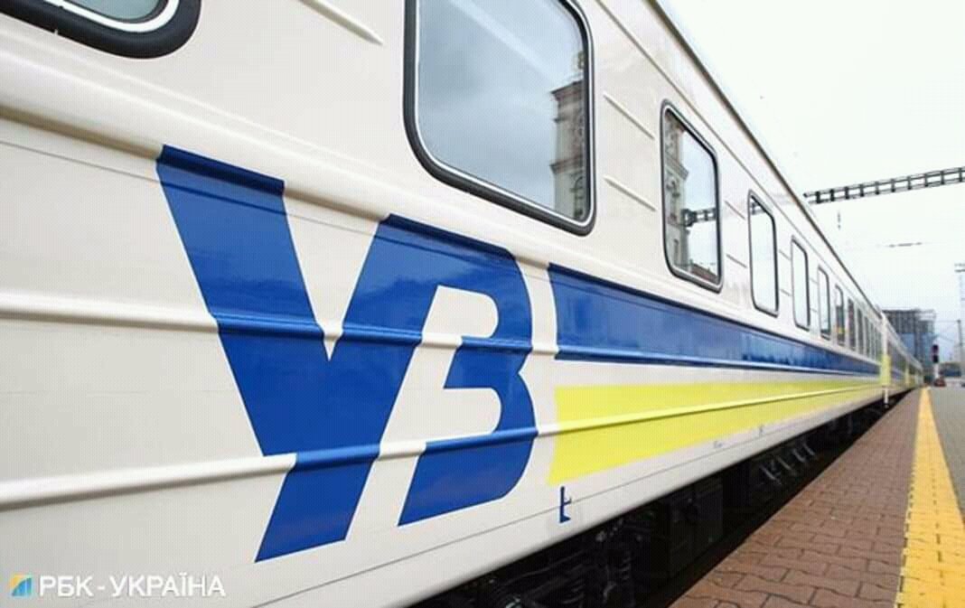 P_Matiaszek's tweet photo. Kick-off for @project_TAPAS partner ProZorro.Sales game-changing pilot project with @uz_gov_ua Ukraine State Railways for transparent wagon leasing e-auctions. End to shady opaque pricing schemes, now - transparency, efficiency, and fair market pricing. 
#ItsUkraine #YesWeCan https://t.co/mC1a6fwiJV