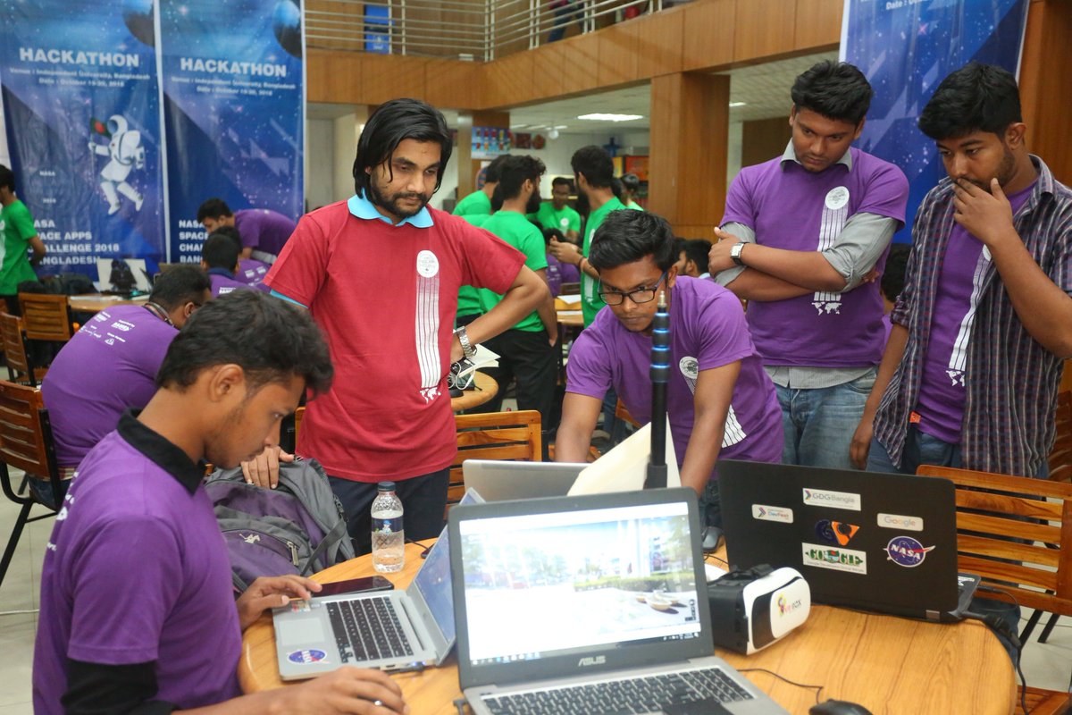 Mentors Moment of <a href="/NASA/">NASA</a> Space Apps Challenge 2018!

#Space_Apps_Challenge!
#NASA_Space_Apps_Challenge_Bangladesh
