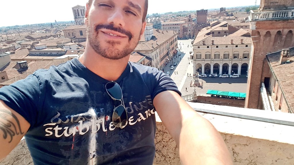 JoelSepelJOELSE's tweet photo. #Ferrara #FerraraItaly #CastelloEstenseFerrara #EstensiCastle #FerraraCastelloDegliEstensi #CastelloDegliEstensiFerrara #JOELSEPEL #joelse #joelsepel #JoeleSepel #FRONTMAN #crumblenot #SingerShowMan #manewithabigcock #composerwritersinger #singer #cms24xxl @joelsepel @joel_sepel https://t.co/SZSO4ZcIVE