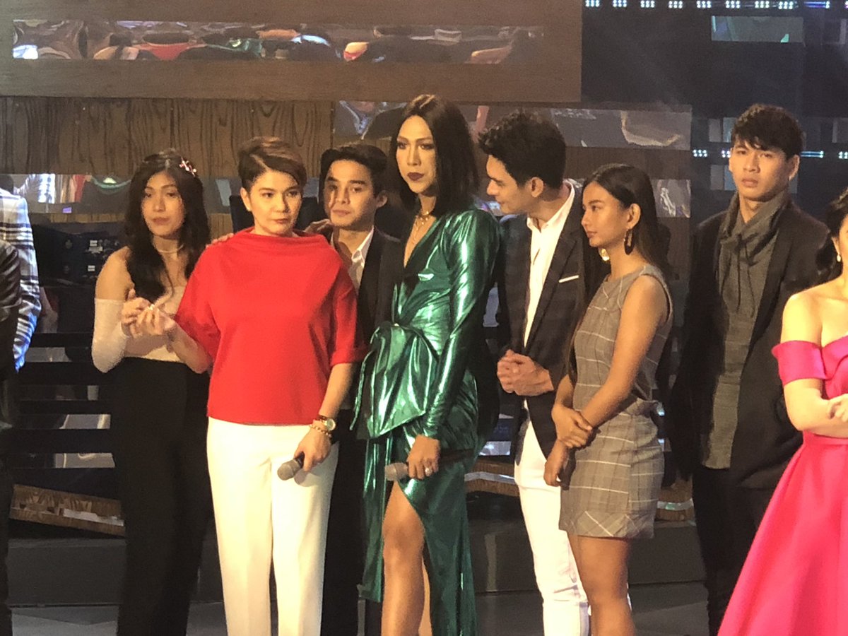 itsShowtimeNa's tweet photo. Maka-Tyang-Vice ba kayo? #ShowtimeMagpasikat2018 https://t.co/8GWQpVkRKf