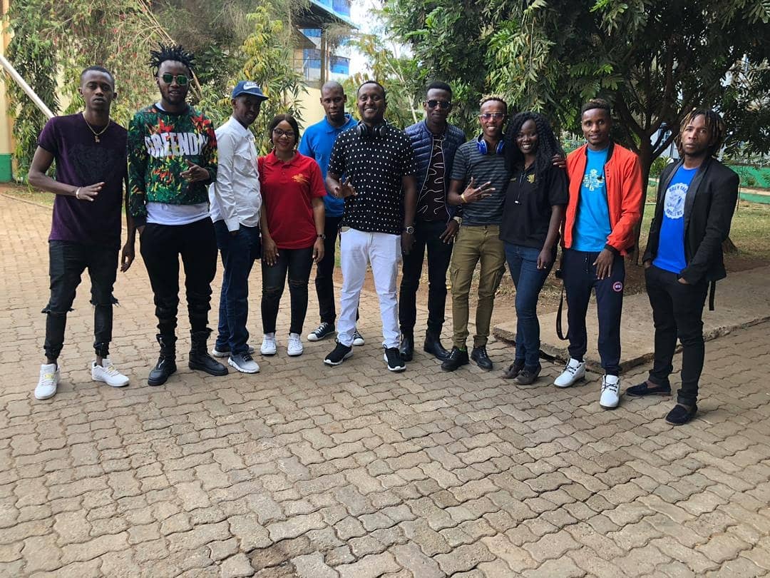 tmtforexkenya1's tweet photo. The #TMT Team is Already @mountkenyauni Thika For #TmtCampusDrive
Come Through let's Have Fun and Talk about Making Money #Forex
First 10 to register for #ForexClasses will get headsets and others
Cc. @mzaziwillytuva
@cre.forex
@ms_gugu01
@dufladiligon
@mohau_ndabambi https://t.co/aRsLfurx9B
