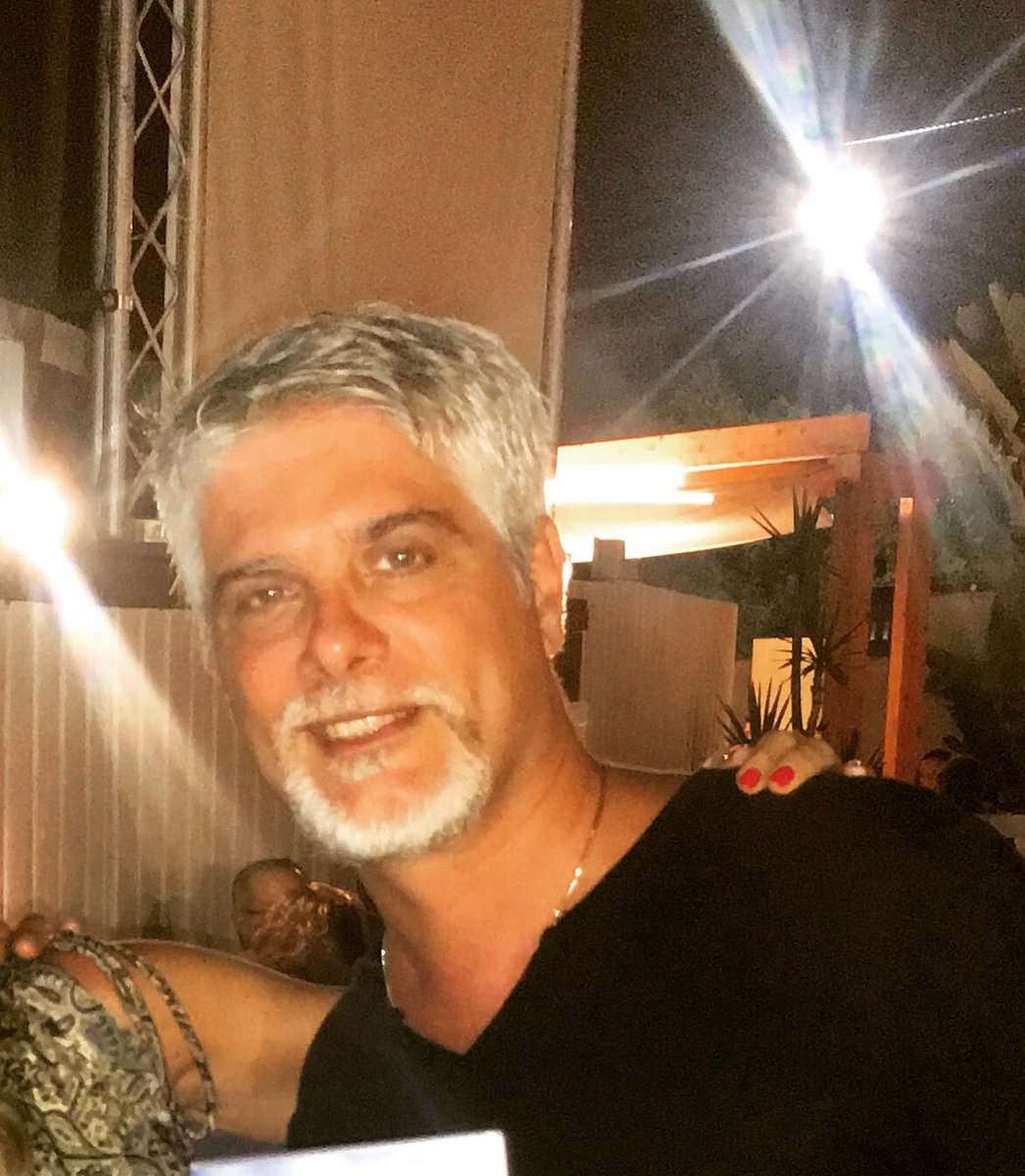 MancusoMarcella's tweet photo. Vi aspettiamo il 27 ottobre alle 18.00 ed alle 21.00, e il 28 ottobre alle 18.00 al Teatro Savio per assistere allo spettacolo di Christian Gravina e dei suoi Salt Peanuts...sarà uno splendido “Omaggio a Sinatra”.
Per info, biglietti e prenotazioni 
https://t.co/ZzcD5U0B1W https://t.co/WvUmNujLyr