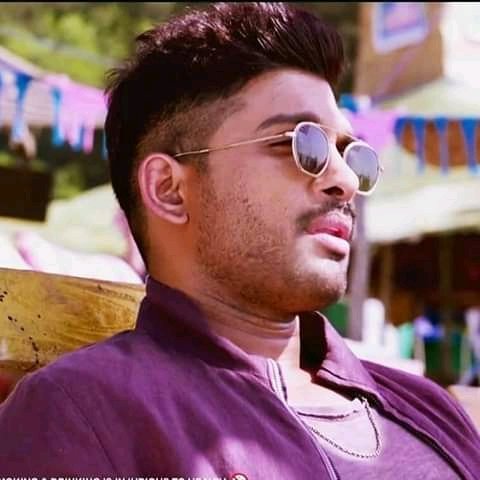 SandySa41811534's tweet photo. Ozm looks 😍😍
@alluarjun https://t.co/LBHYm9MI2N