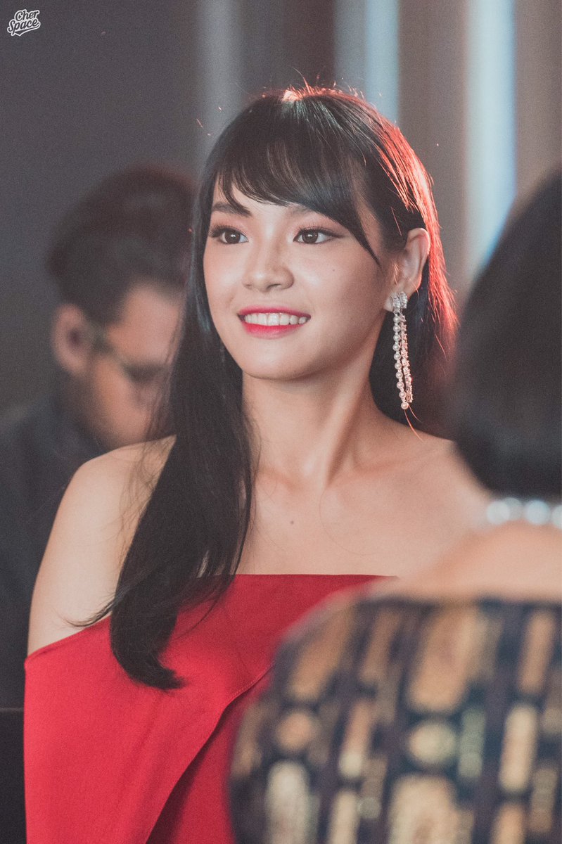 CherspaceBNK48's tweet photo. ไม่ต้องถามว่าคุณหนะสวยมากมั้ย
และคุณหนะสวยตรงไหน~
.
#cherprangbnk48 #BNK48
#okawards #cherspace https://t.co/kC1mM80xhj