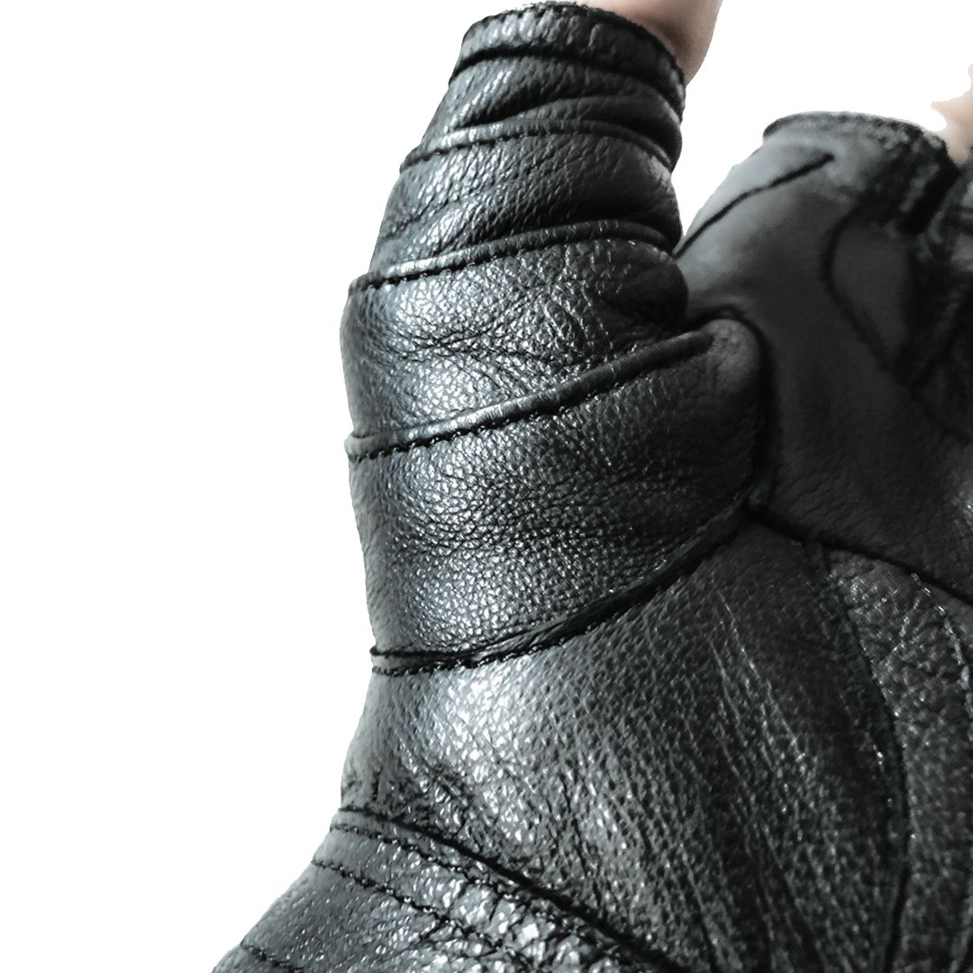 “The details are not the details; they make the product” - Charles E.
.
Shop 》shop.littlekingdesigns.com 
.
#bootstrappedbusiness #fashionblogger #whomadeyourclothes #fashionrevolution #letstalkchange #style #localbusiness #womensfashion #leathergloves #leathergoods #Mensfashion