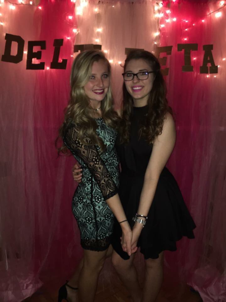 annagdovka's tweet photo. Happy Birthday to the best baby mama out there!!! I love you Big!!! @AnnaKnox11 #annasquared https://t.co/nQq9jBcXtP