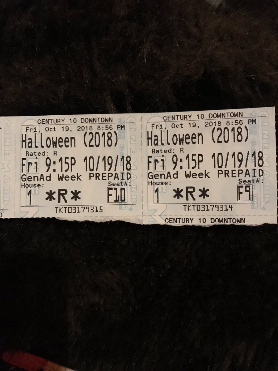 NikiMarinis's tweet photo. Itโs on! 40 is pretty alright. ๐๐ช๐ @aclassybum
#40andfuckoff
#ValidationNation
#HalloweenMovie2018 https://t.co/kxV316rKlS