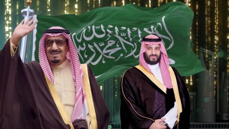 samraa4's tweet photo. #انا_سعودي_وعنها_اذودي                         : ((إِن تَمْسَسْكُمْ حَسَنَةٌ تَسُؤْهُمْ وَإِن تُصِبْكُمْ سَيِّئَةٌ يَفْرَحُوا بِهَا ۖ وَإِن تَصْبِرُوا وَتَتَّقُوا لَا يَضُرُّكُمْ كَيْدُهُمْ شَيْئًا ۗ إِنَّ اللَّهَ بِمَا يَعْمَلُونَ مُحِيطٌ)) https://t.co/MQnQovZeCh