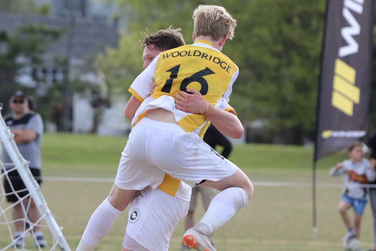 ESAFC's tweet photo. 🇳🇿 📸 | GOOOOOAAAAALLLLL!!!! Nando scores off the head and it’s #Lilywhites 5️⃣ v @HawkesBayUnited 0️⃣ #ESvHB #WhereAllWhitesAreMade @NZ_Football #ISPSHandaPrem #Development #Pathways https://t.co/XpLCgKmSAq