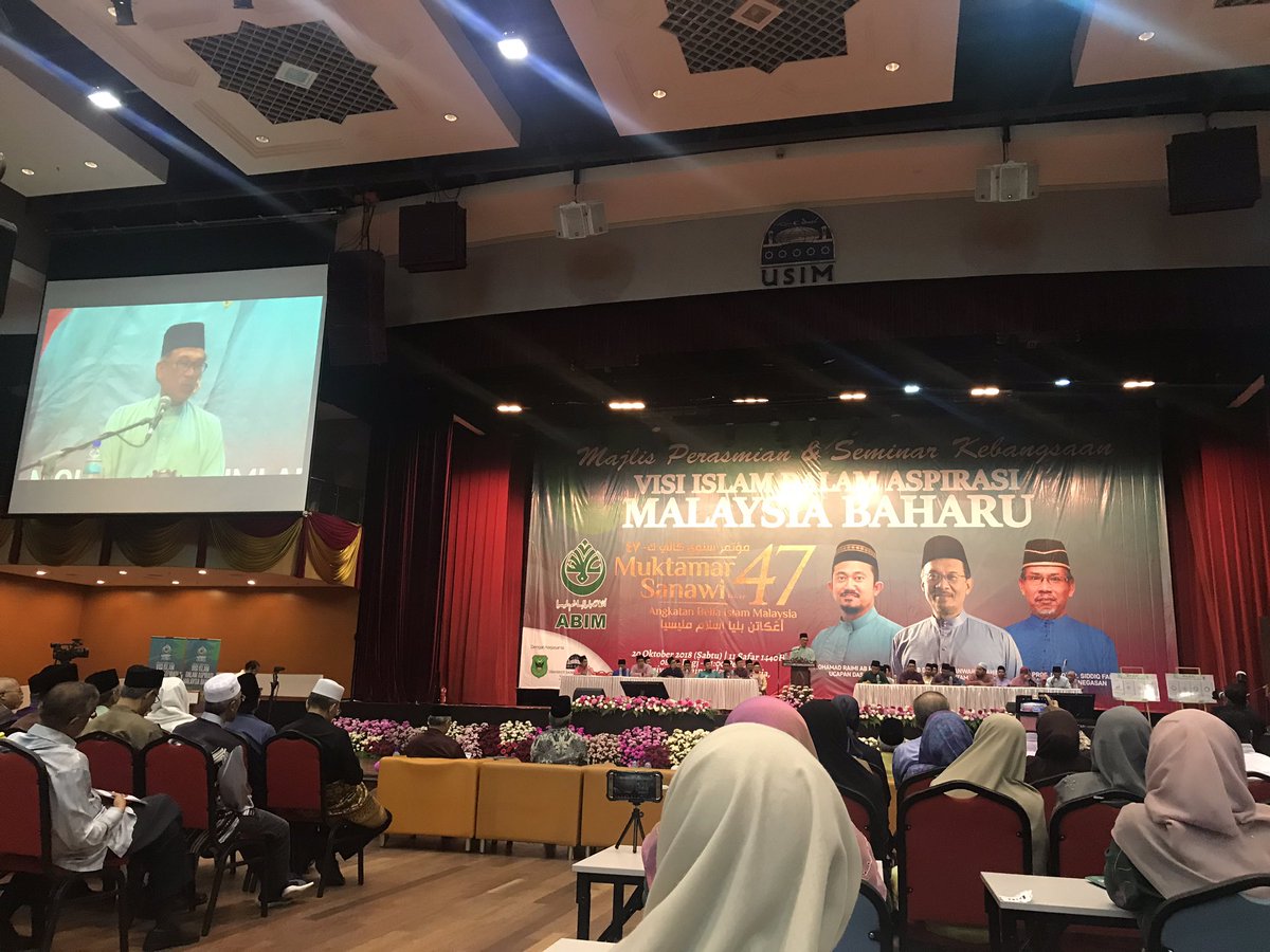 Dania Zainuddin (@dania_zainuddin) on Twitter photo “Anak Melayu perlu menguasai bahasa Cina kerana ia merupakan bahasa ekonomi yang penting pada masa ini.” - <a href="/anwaribrahim/">Anwar Ibrahim</a> <a href="/501Awani/">Astro AWANI</a> “Anak Melayu perlu menguasai bahasa Cina kerana ia merupakan bahasa ekonomi yang penting pada masa ini.” - <a href="/anwaribrahim/">Anwar Ibrahim</a> <a href="/501Awani/">Astro AWANI</a>
