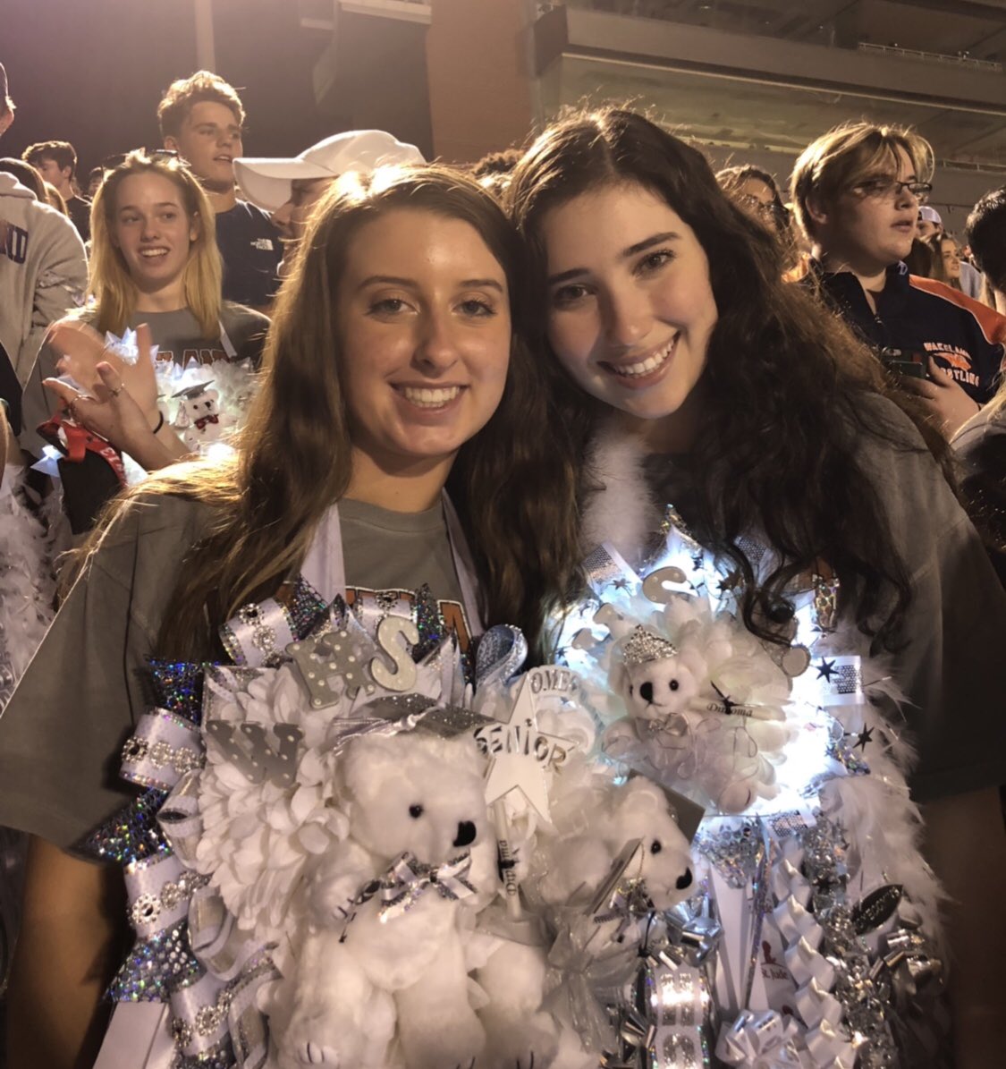 kylieprys's tweet photo. HAPPY BIRTHDAY @dancing_abbs 💓💓 i hope 18 is the best one yet i love you 🤩💕 https://t.co/ImZ8QPXSZx