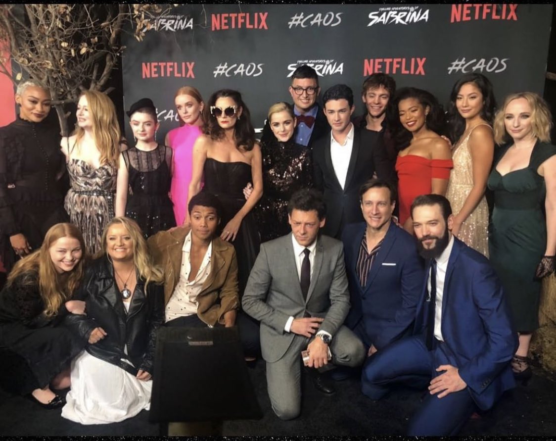 spooky lee (@harveyswhore) on Twitter photo 20/10/2018 04:56:37 what they drinking THEY ALL LOOKING GORGEOUS what they drinking THEY ALL LOOKING GORGEOUS