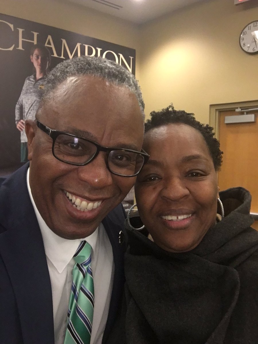 clyded's tweet photo. What a profound blessing to have a true champion in your moment. Shiela Wooten, Bloomfield College AD, is just that. A strong, talented, gifted, &amp; compassionate Lady who keeps it 💯 even when she sleeps. Thanks for being my friend SWV #coolmac https://t.co/lox8z3scTS